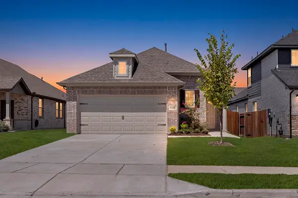 1109 Harvest Heights Drive, Lavon, TX 75166