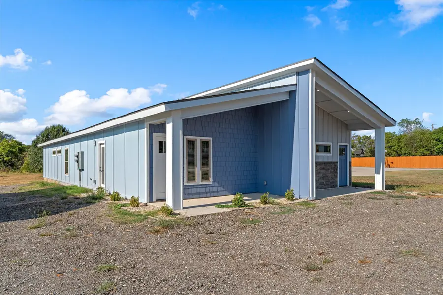 711 4th Street, Eddy, TX 76524 - #2