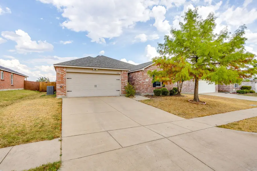 1204 Foxglove Lane, Burleson, TX 76028 - #2