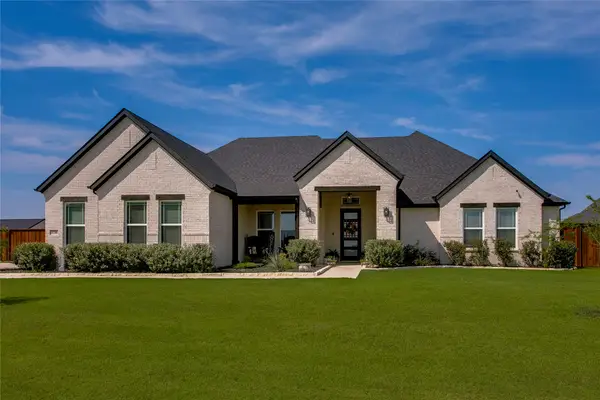 1730 Blackfoot Parkway, Waxahachie, TX 75165