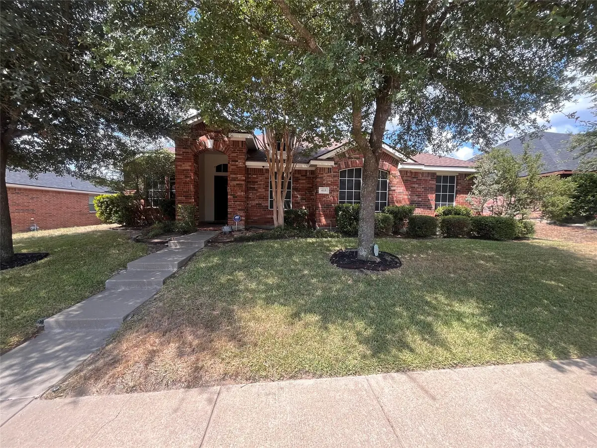 615 Magnolia, Glenn Heights, TX 75154 - #1