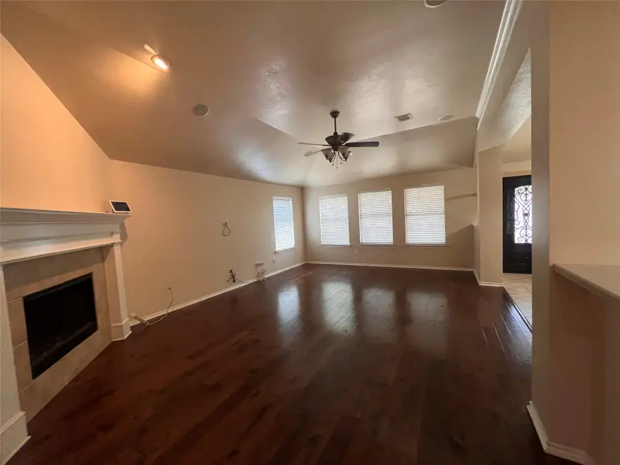 615 Magnolia, Glenn Heights, TX 75154 - #3