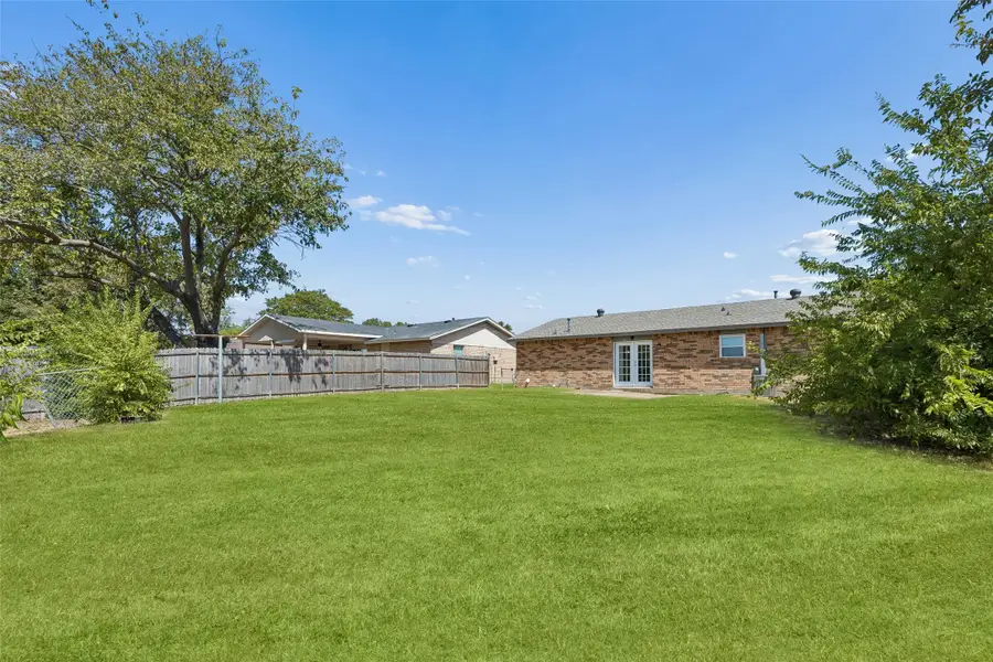 910 Quebec Drive, Garland, TX 75040 - #2