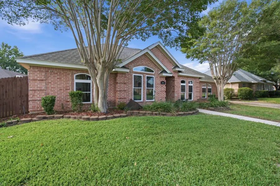 405 Montreal Drive, Hurst, TX 76054 - #3