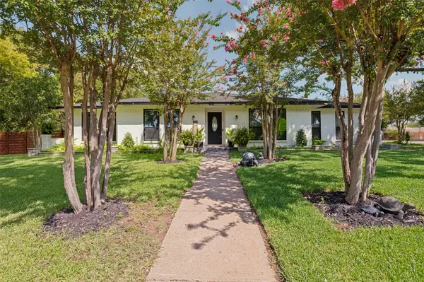 1502 Austrian Road, Grand Prairie, TX 75050