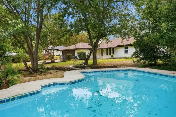 6505 Riviera Drive, North Richland Hills, TX 76180