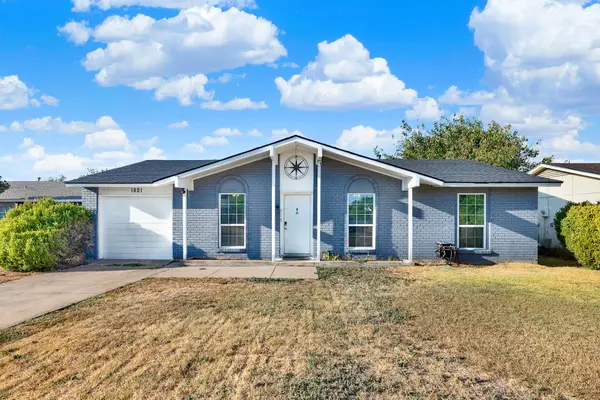 1821 Homestead Place, Garland, TX 75044