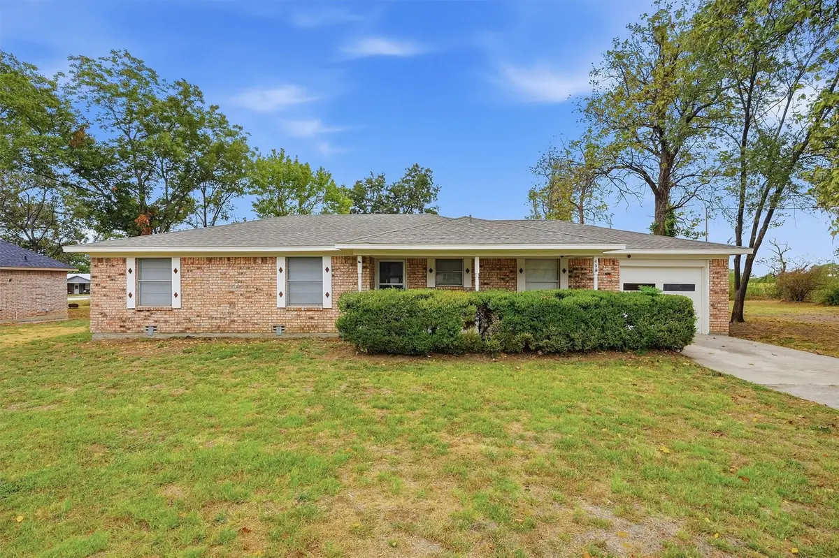 400 E Murdock Street, Collinsville, TX 76233 - #1
