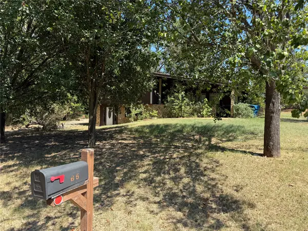 65 County Road 4164, Pittsburg, TX 75686