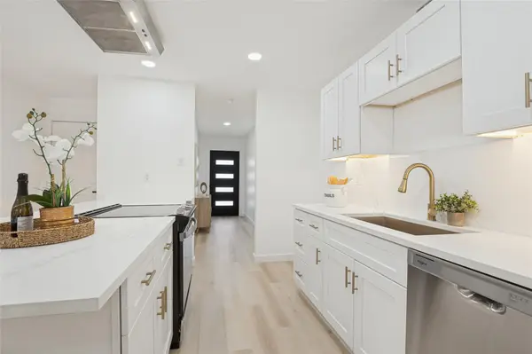 5208 Knox Drive, The Colony, TX 75056