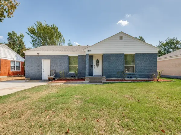 1528 Priscilla Lane, Irving, TX 75061
