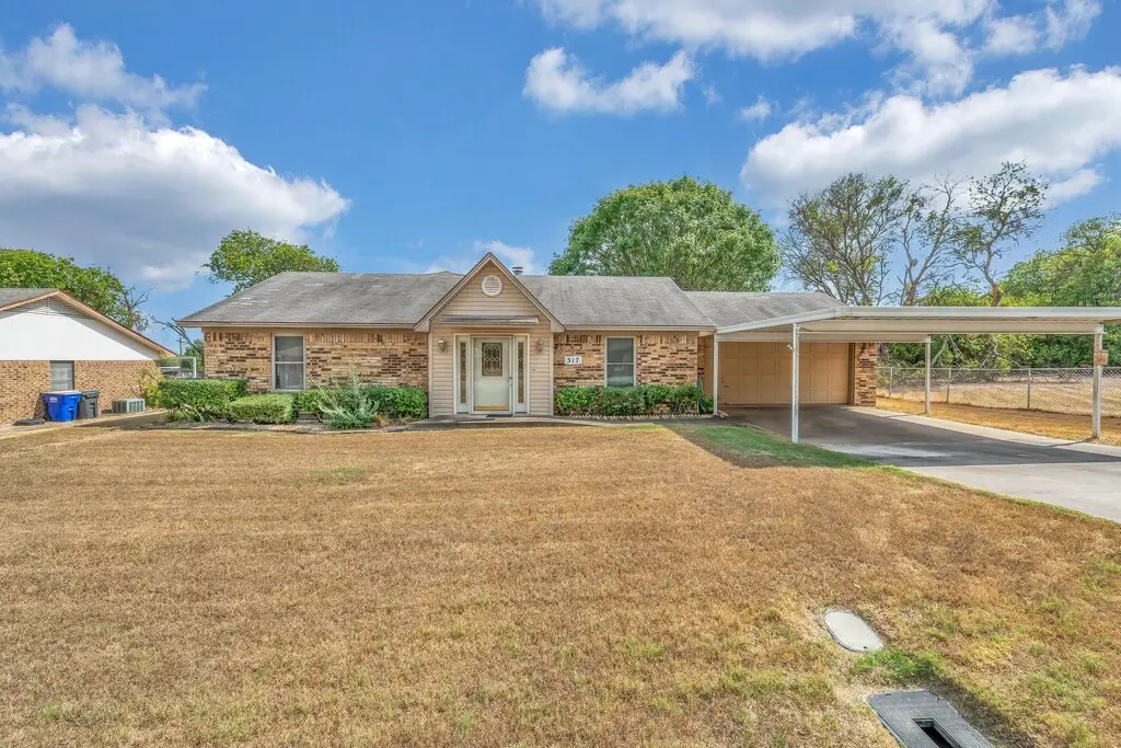 317 Williams Road, Lorena, TX 76655 - #1