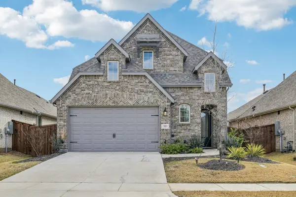 1920 Dappled Grey Avenue, Aubrey, TX 76227