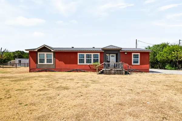 170 Western Lake Drive, Weatherford, TX 76087