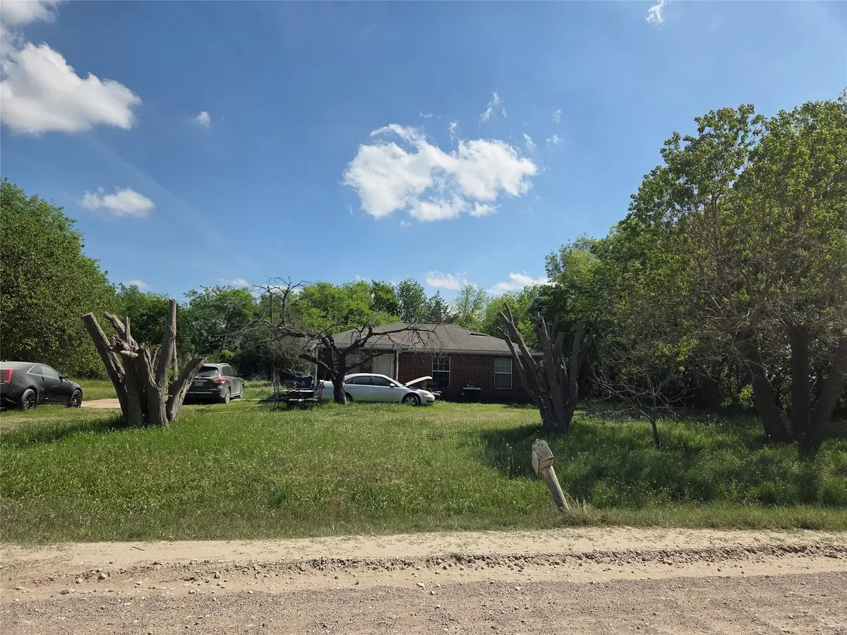 501 W Fannin Street, Rice, TX 75155 - #1