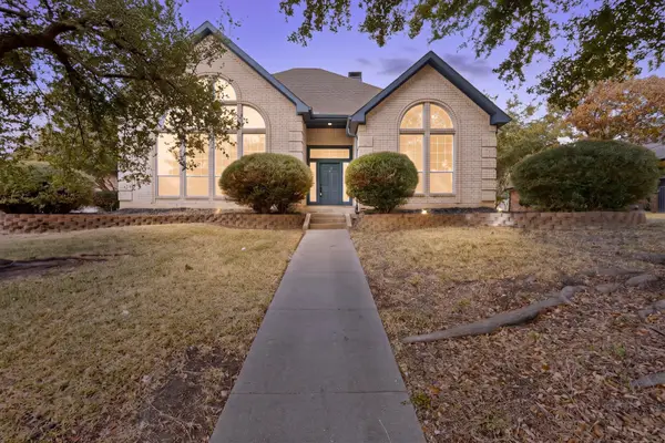 2002 Clearview Drive, Ennis, TX 75119