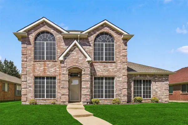 1021 Dartmouth Drive, Lewisville, TX 75067