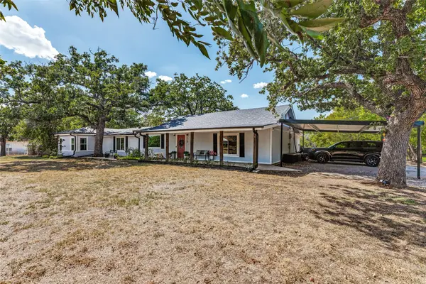 220 Ash Creek Drive W, Sanctuary, TX 76020