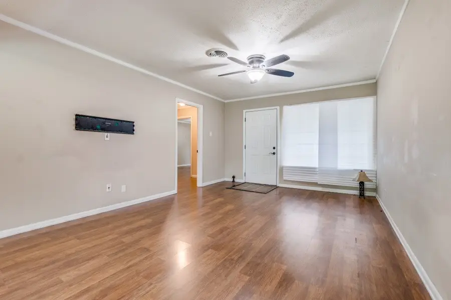 11049 Paddock Circle, Dallas, TX 75238 - #3