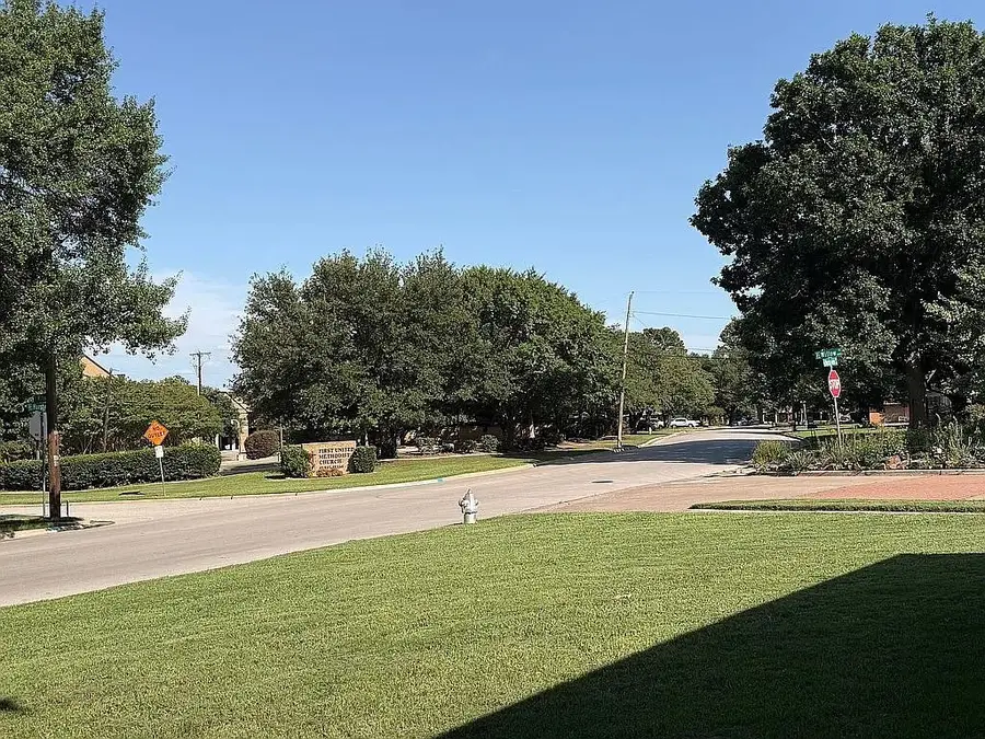 721 Hurstview Drive, Hurst, TX 76053 - #2