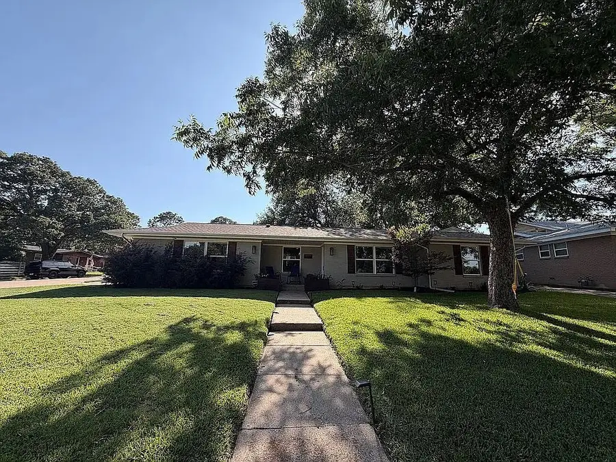 721 Hurstview Drive, Hurst, TX 76053 - #3