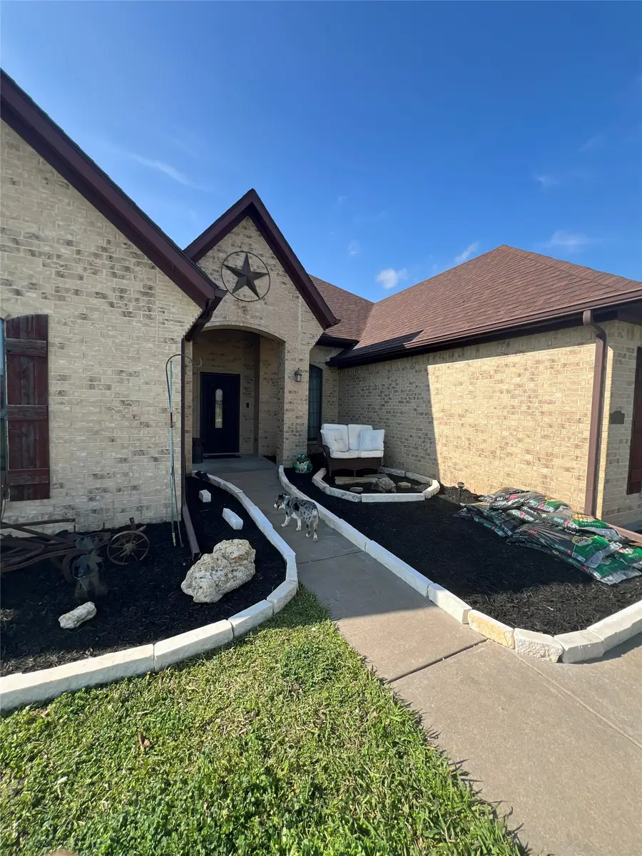 1055 Chartres, Oak Ridge, TX 75142 - #2
