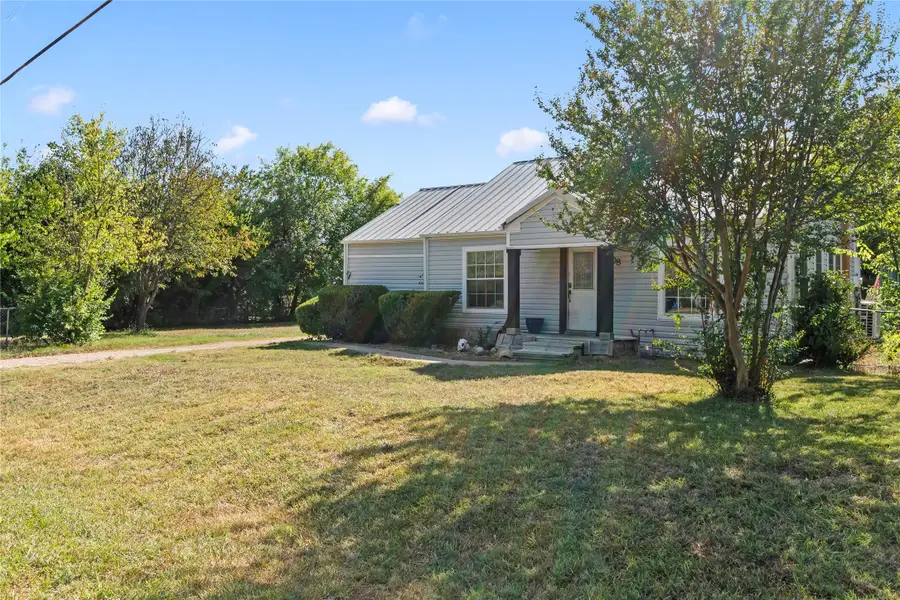 808 N Main Street, Kemp, TX 75143 - #2