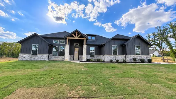 735 County Road 3355, Paradise, TX 76073