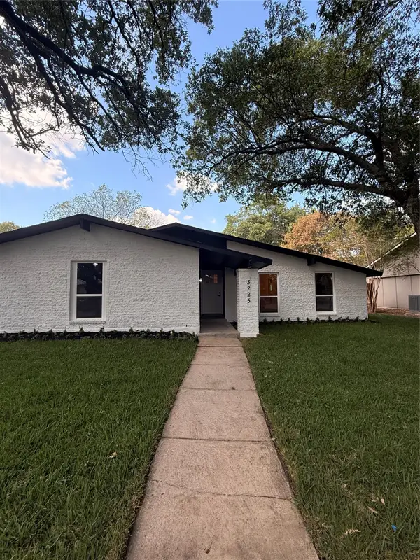 3225 Collins Boulevard, Garland, TX 75044