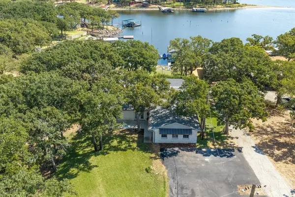 1599 Country Club Road, Bowie, TX 76230