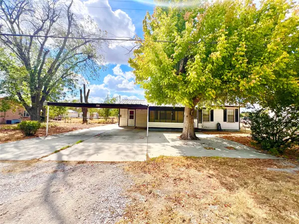 502 N Sixth Street, Bangs, TX 76823