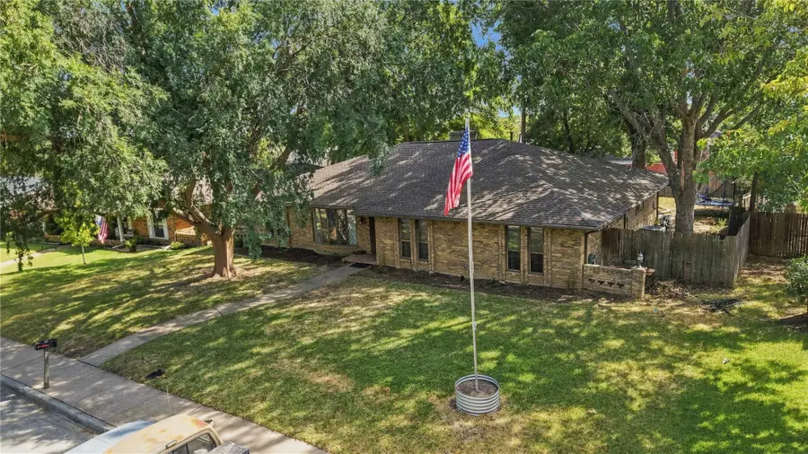 1320 Cheyenne Road, Lewisville, TX 75077 - #2