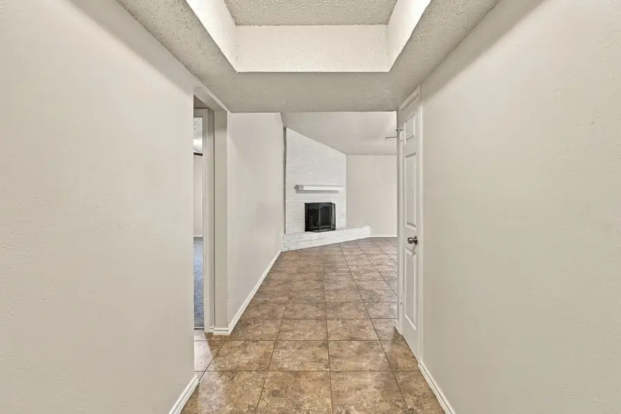 4807 Crestmont Court, Arlington, TX 76017 - #2