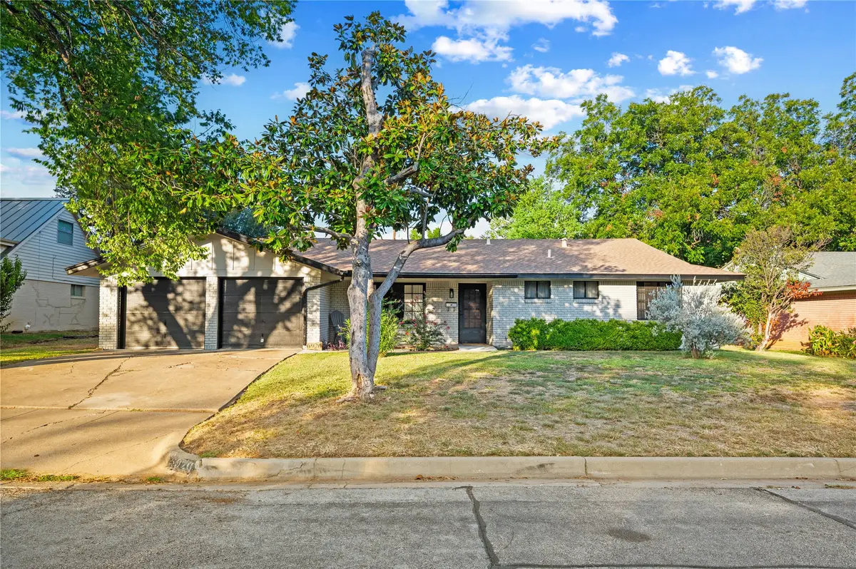 6920 Valhalla Road, Fort Worth, TX 76116 - #1