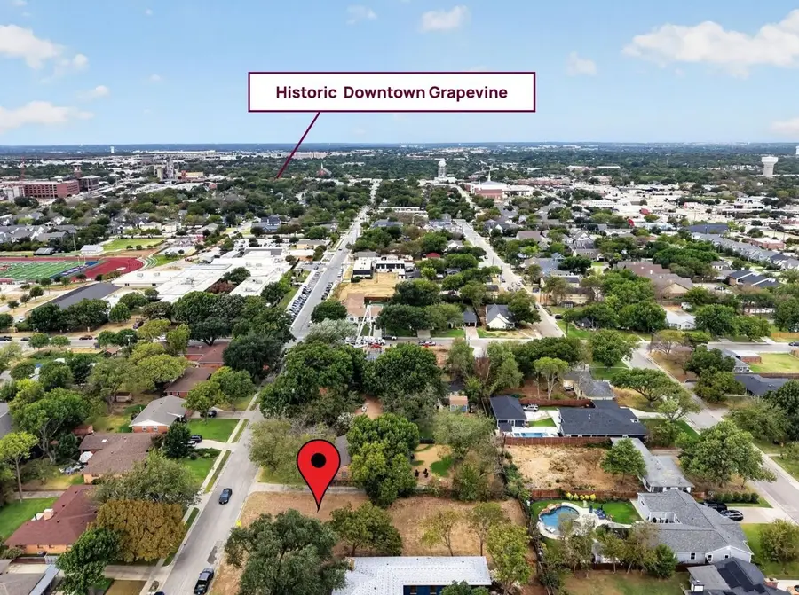 825 E Worth Street, Grapevine, TX 76051 - #2