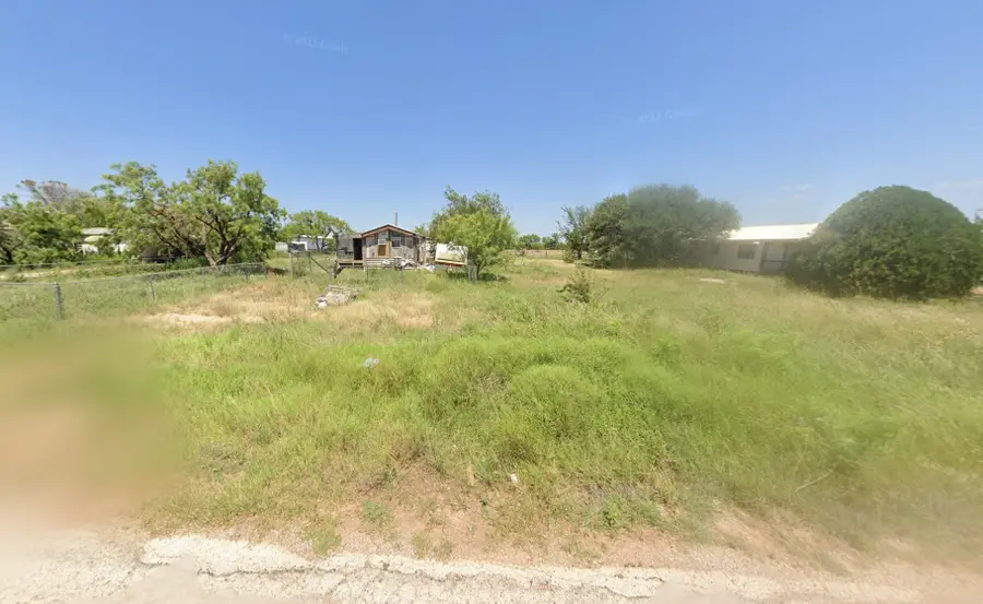 739 Cecil Terrace, Tye, TX 79603 - #2
