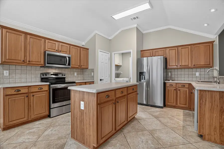 1004 Eden Street, Burleson, TX 76028 - #3