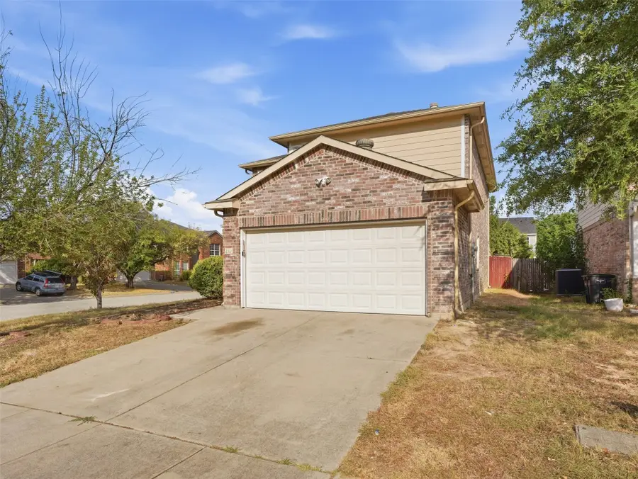 8101 Southern Pine Way, Fort Worth, TX 76123 - #2