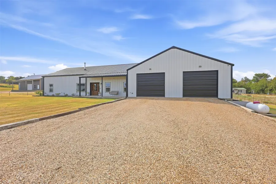 208 Chicken Field Road, Whitewright, TX 75491 - #2