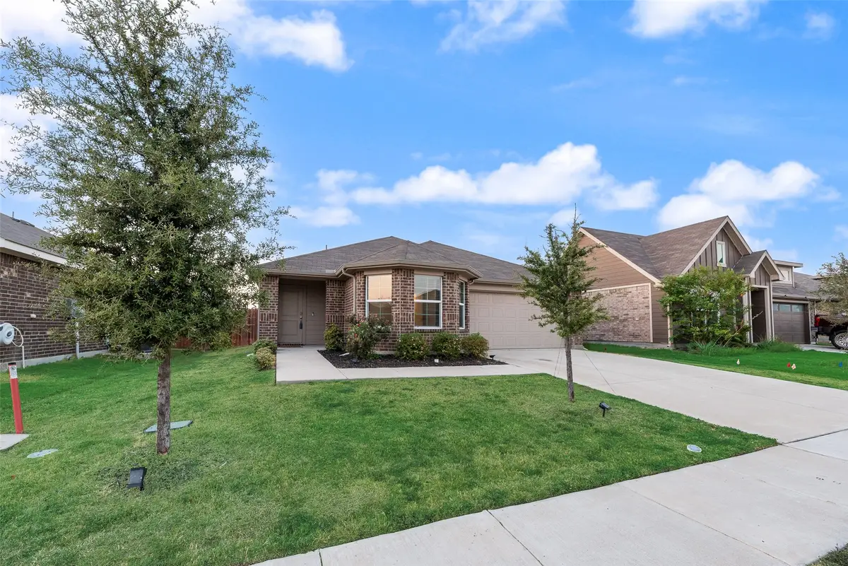 716 Griffith Park Trail, Alvarado, TX 76009 - #1