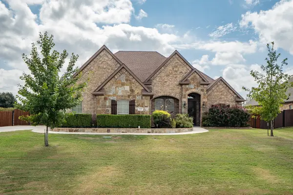 1325 Bluff Springs Drive, Fort Worth, TX 76052
