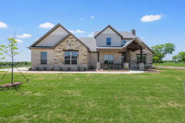 451 Paradise Ridge Drive, Waxahachie, TX 75167