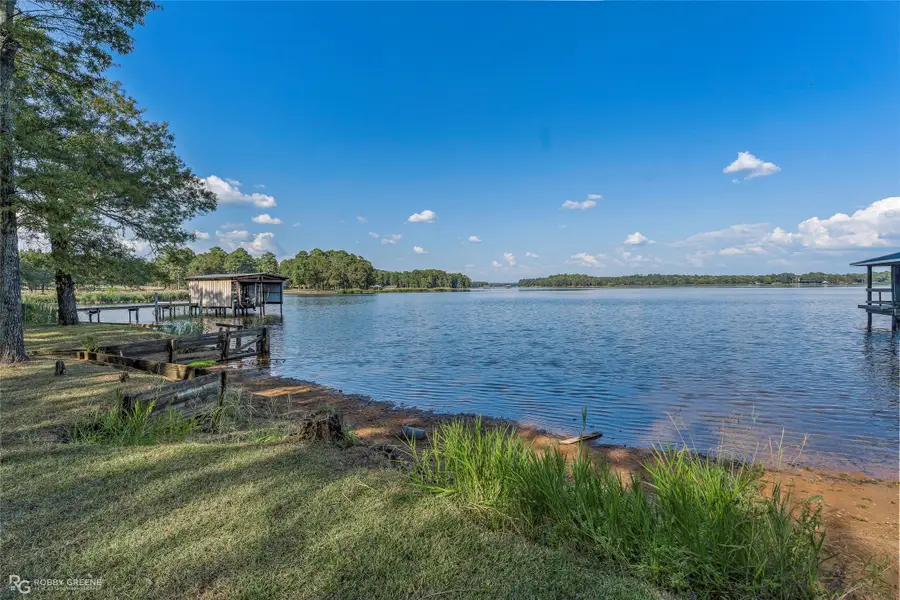 758 W Lakeshore Drive, Benton, LA 71006 - #2