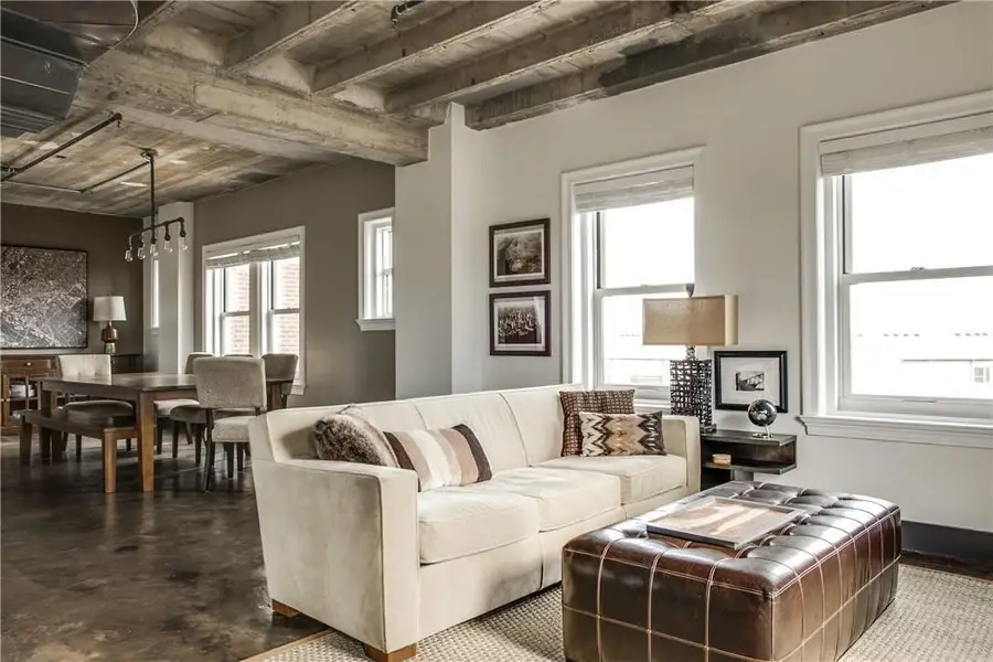 329 E Colorado Boulevard #501, Dallas, TX 75203 - #2