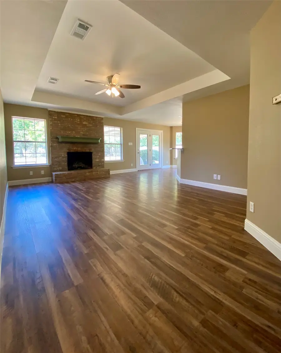 805 Lynn Street, Bonham, TX 75418 - #3