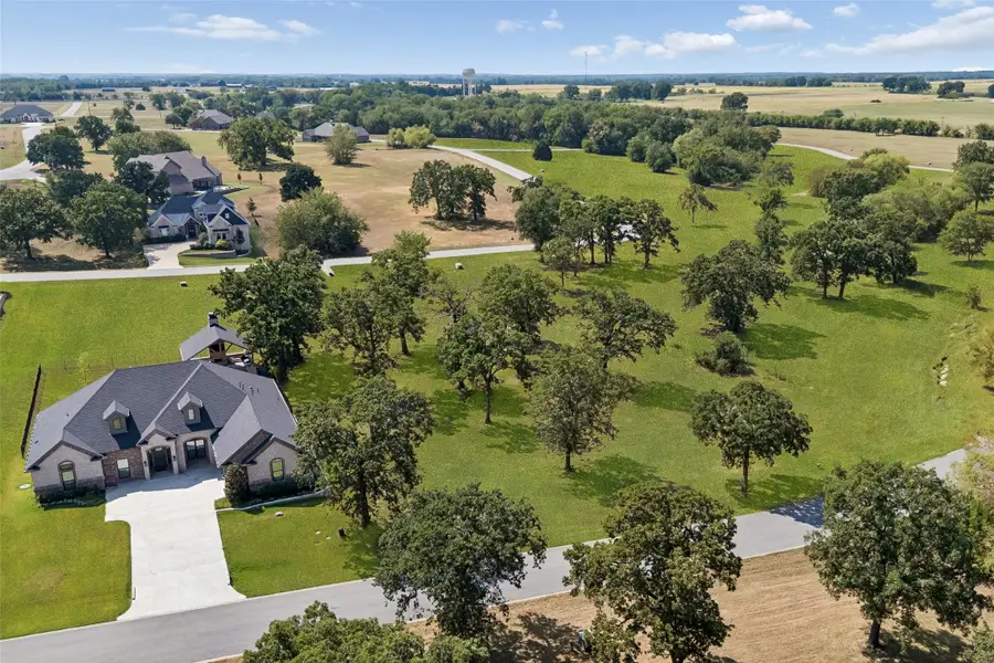 32 Pronghorn Drive, Gordonville, TX 76245 - #2