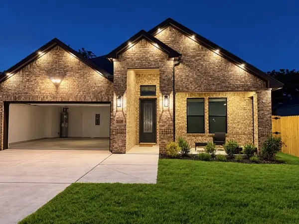 1930 Houston Street, Grand Prairie, TX 75050