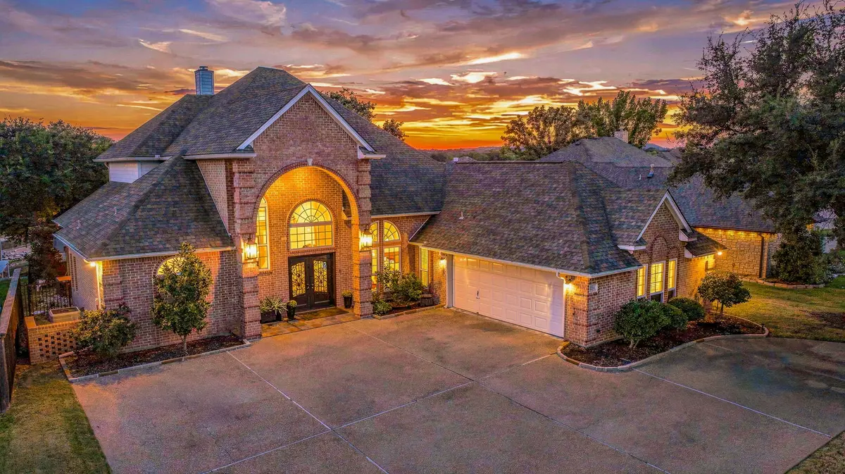 1211 Mallard Way, Granbury, TX 76048 - #1