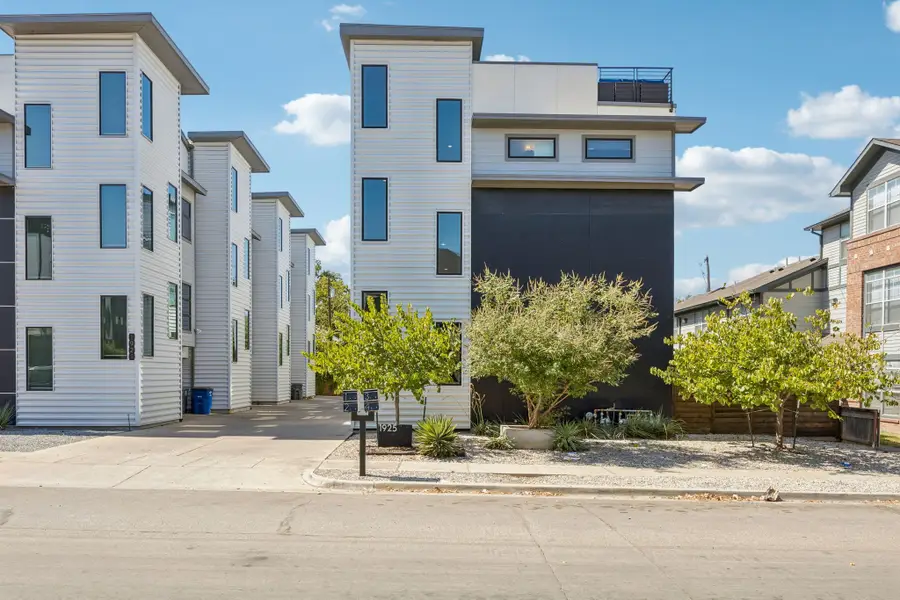 1925 California Drive #1, Dallas, TX 75204 - #2