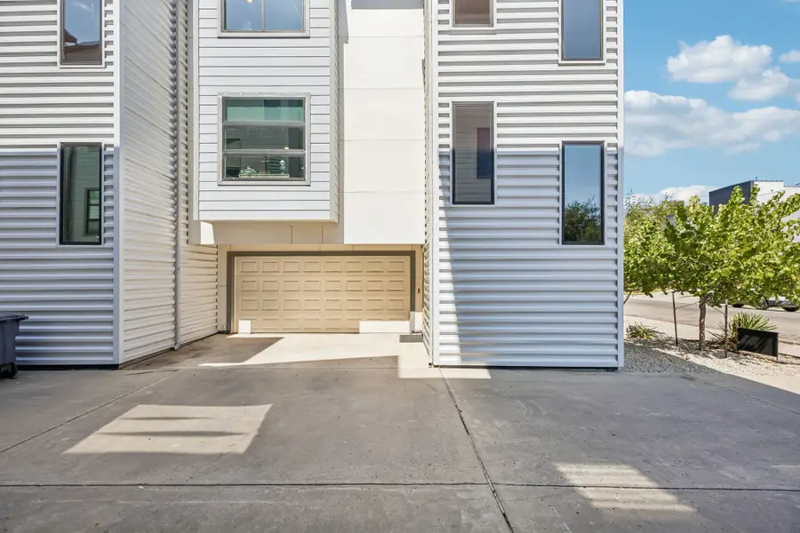 1925 California Drive #1, Dallas, TX 75204 - #3